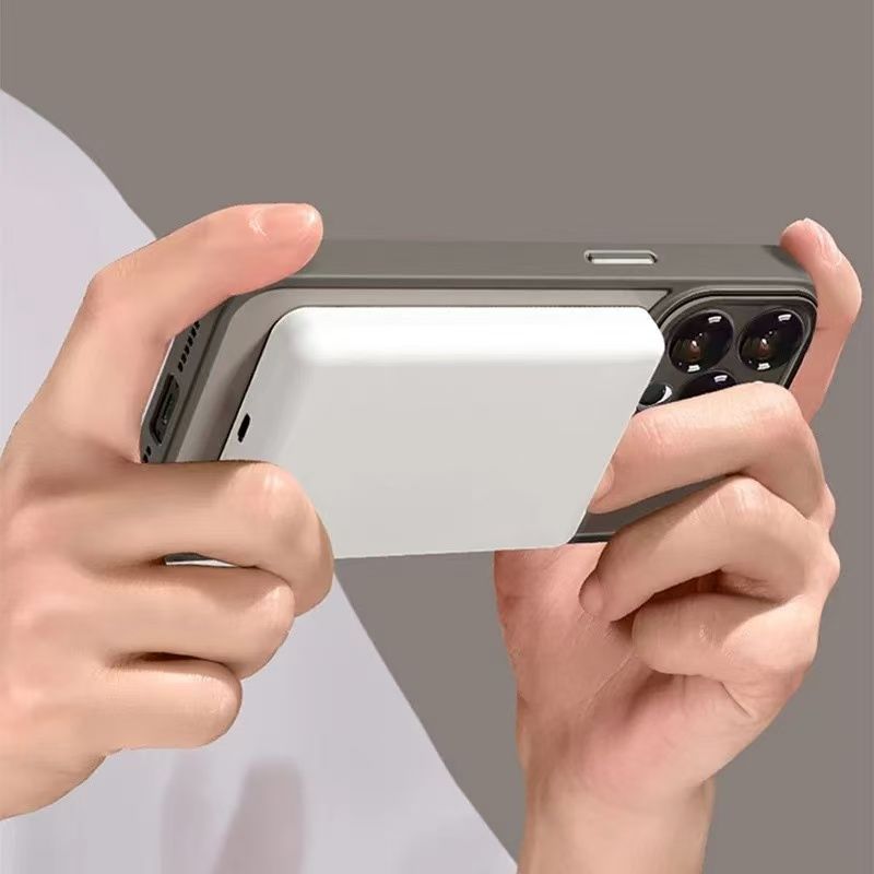 iPhone 15 Plus - High-end Magnetic Silicone Protective Case | Matte Semi-transparent Design | Anti-drop and Anti-scuff | Strong Magnetic Adhesion | Lightweight and Comfortable Feel