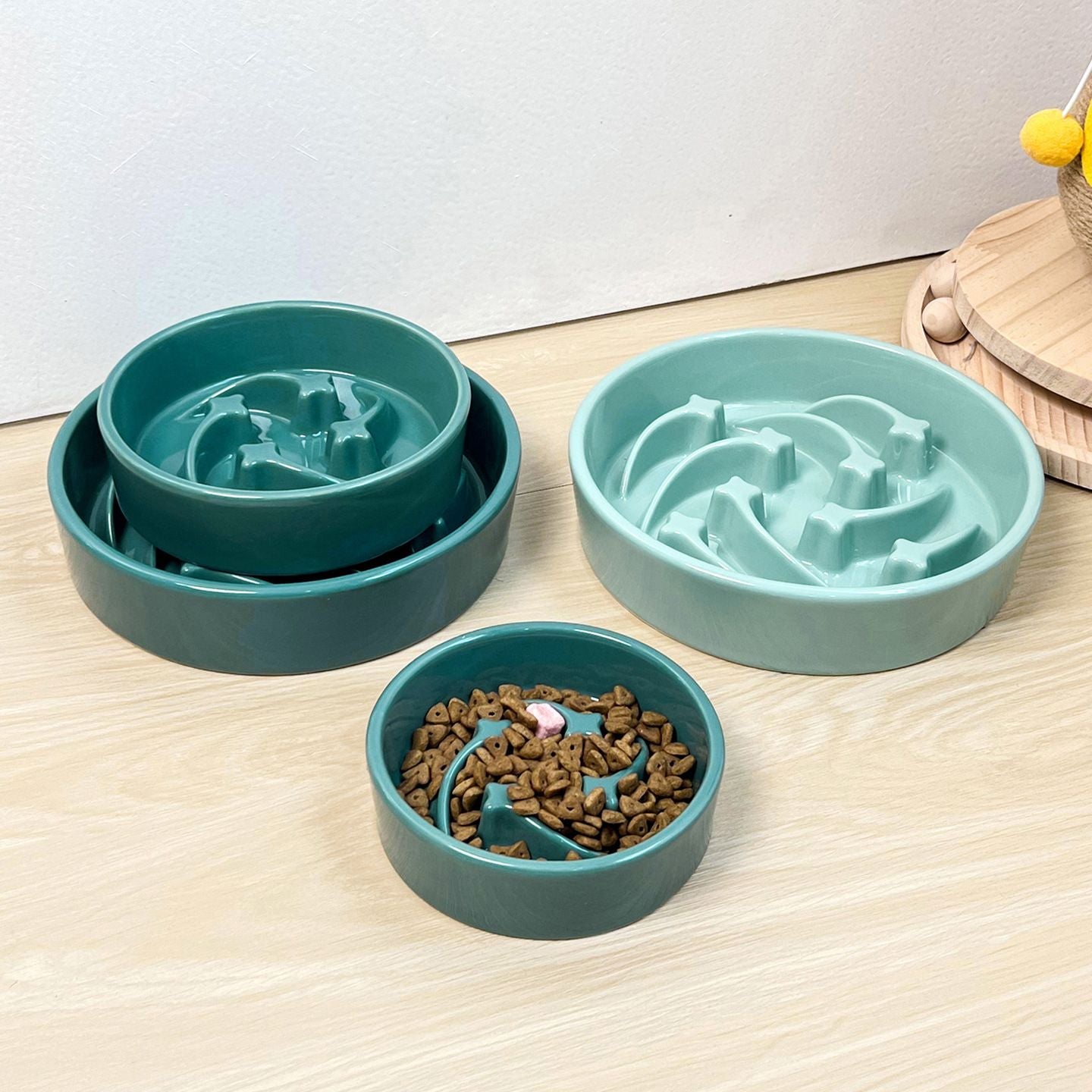 Ceramic Slow Feeder Bowl Anti-Choke Pet Bowl